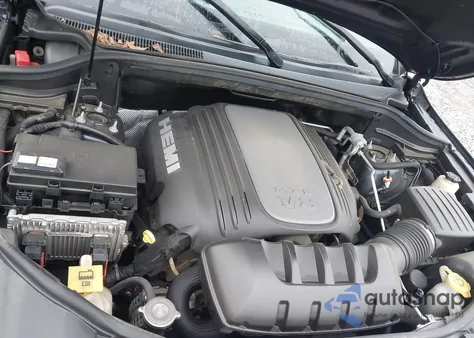 2014 Jeep Grand Cherokee Overland z USA, uszkodzony, nr VIN 1C4RJECTXEC330841